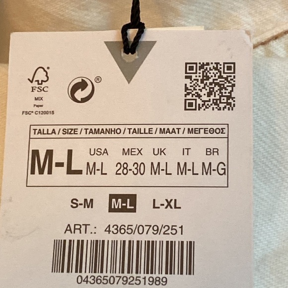 NWT. Zara Ecru Denim Oversized Collared Jacket. Size M-L. - Picture 9 of 11